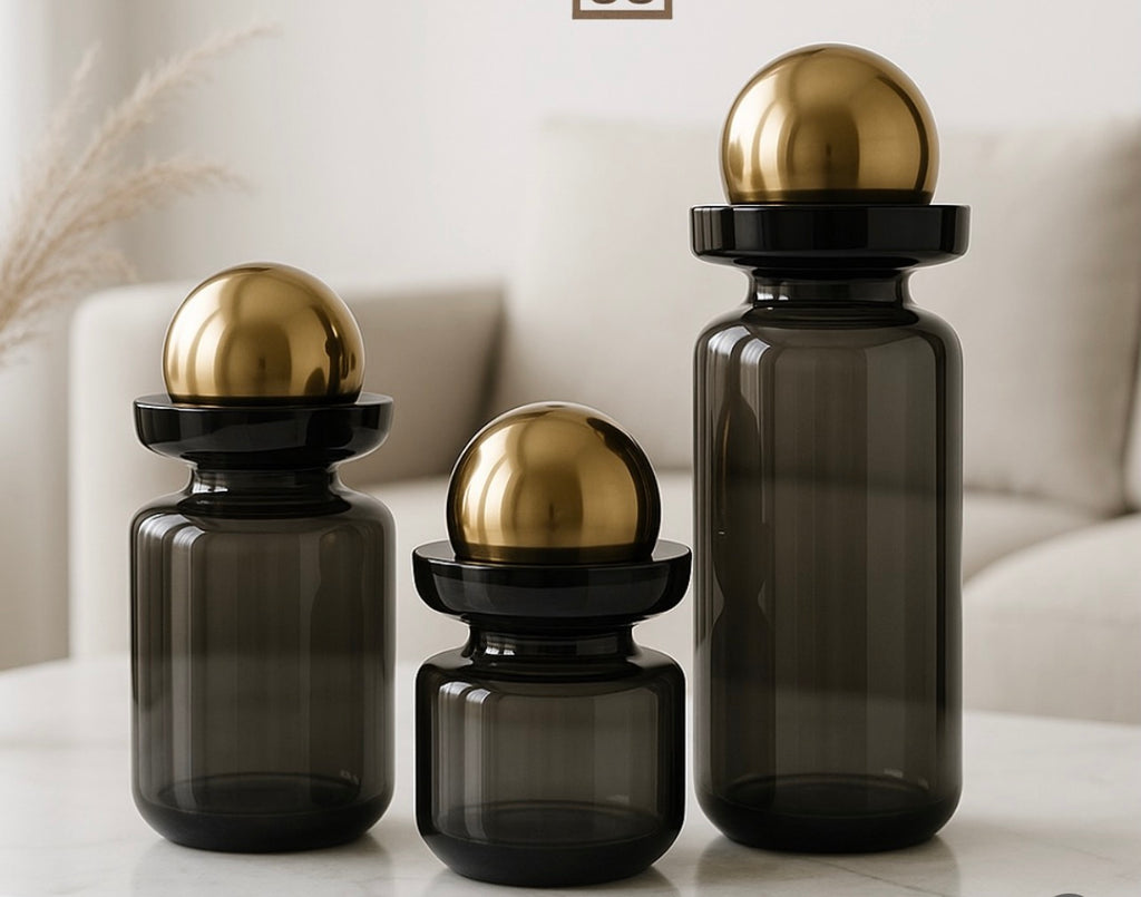 Trans black vase with golden balls set of 3