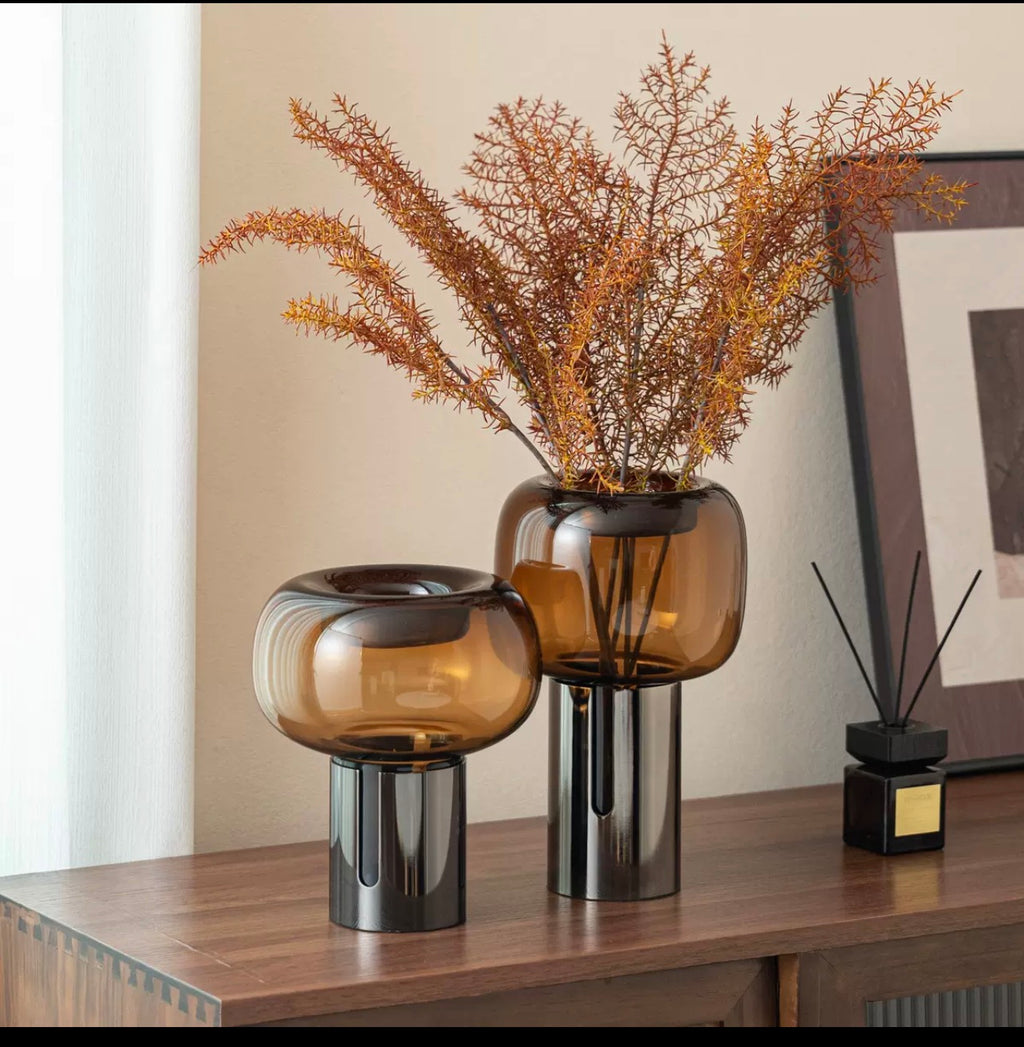 Vase with Nickel Base