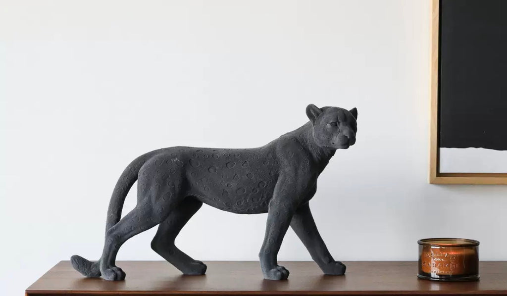 Leopard gray