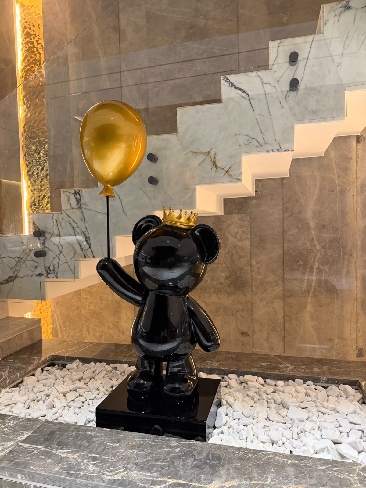 Bear with Balloon Sculpture